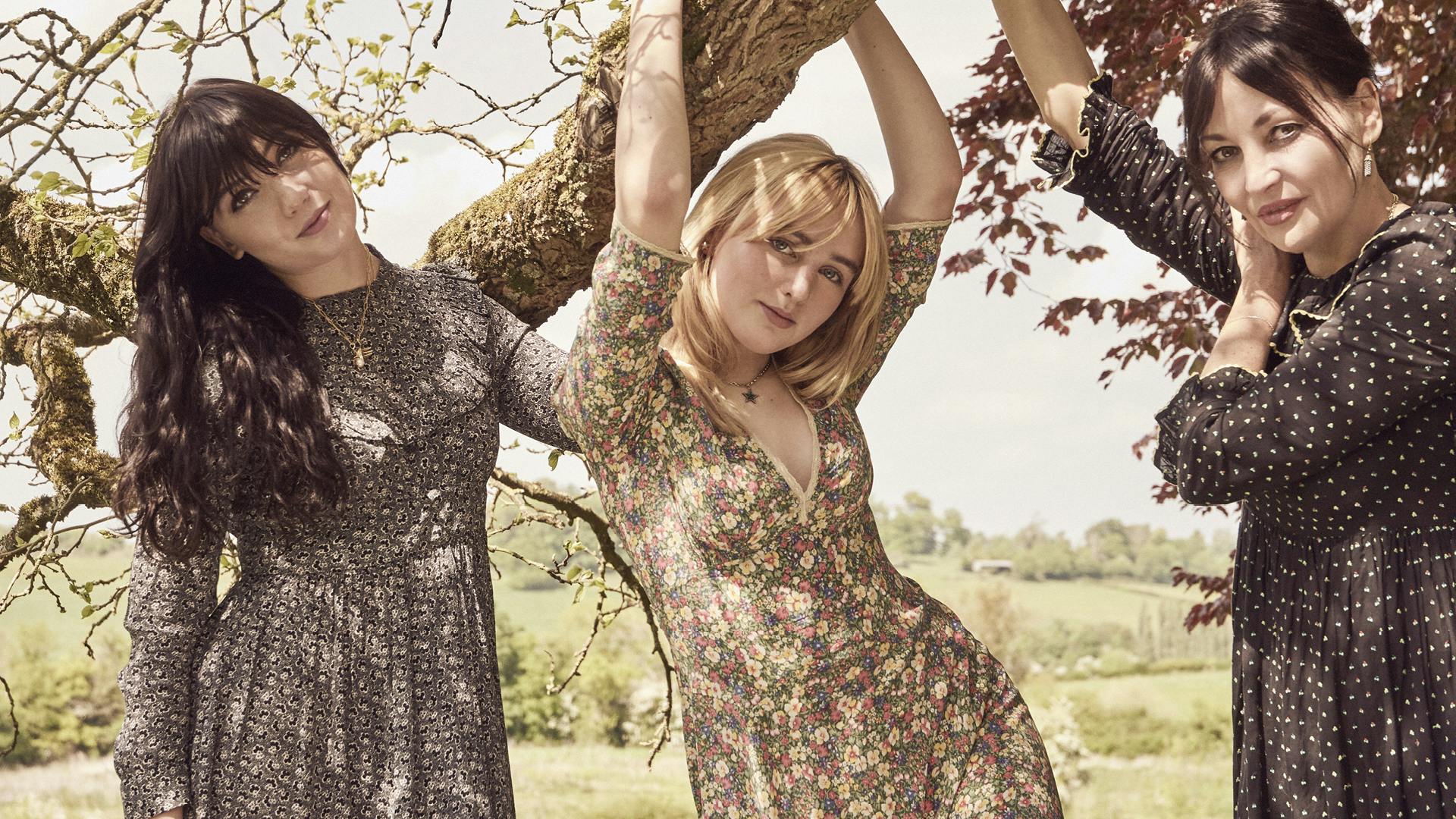 Pearl And Daisy Lowe On Living Together During Lockdown Celebrity